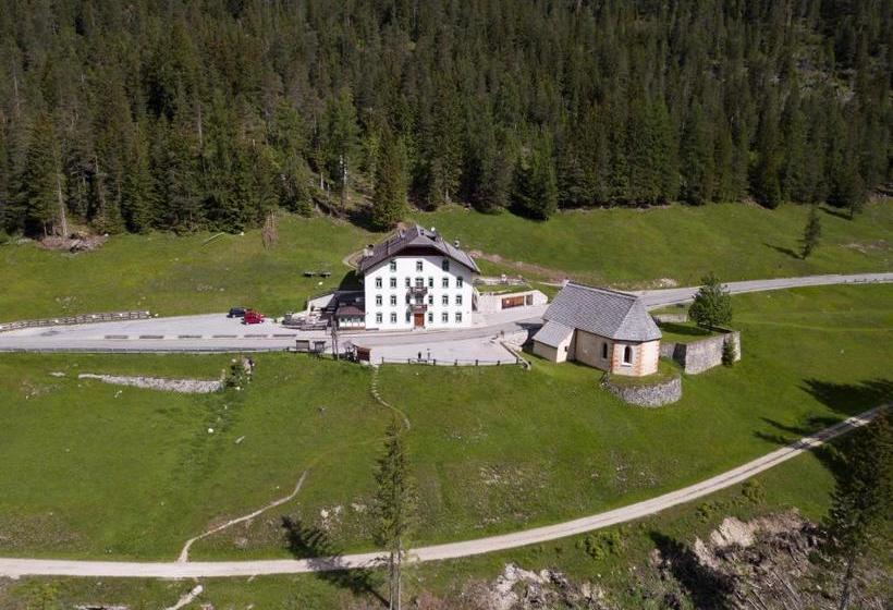 فندق صغير Ristorante Rifugio Ospitale