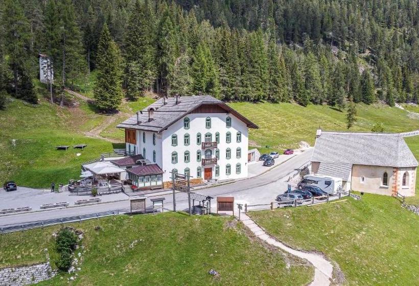 فندق صغير Ristorante Rifugio Ospitale