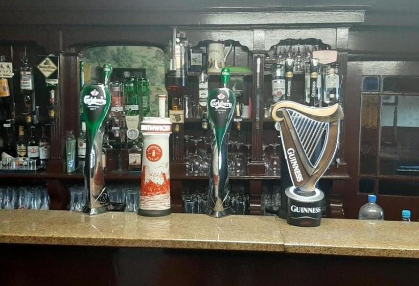 住宿加早餐  Railway Bar Accommodation