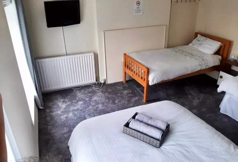 Bed and Breakfast Railway Bar Accommodation