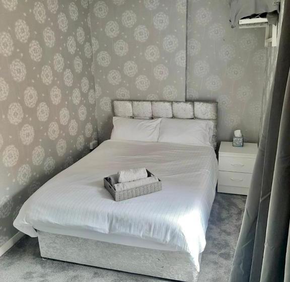 住宿加早餐  Railway Bar Accommodation