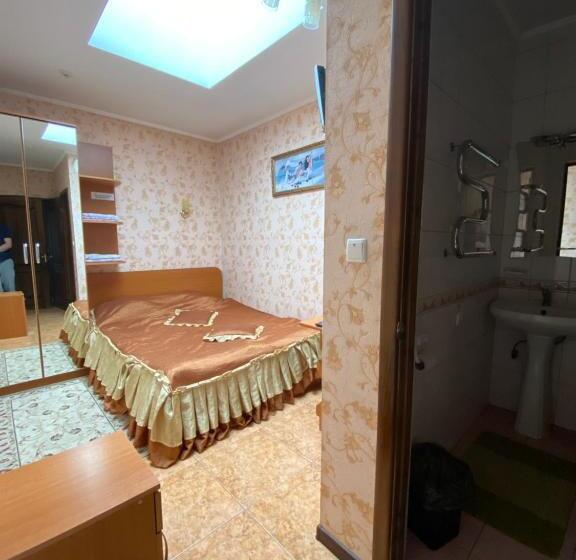 Hotel золотий лев