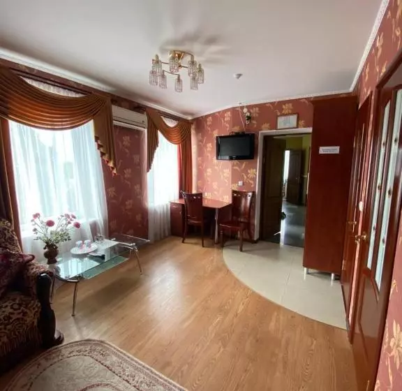 Hotelli золотий лев