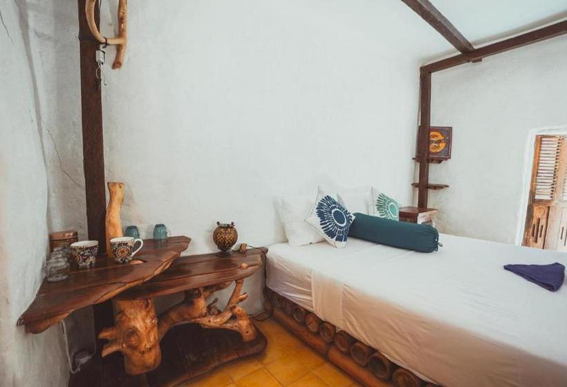 ホテル Blue Earth Village