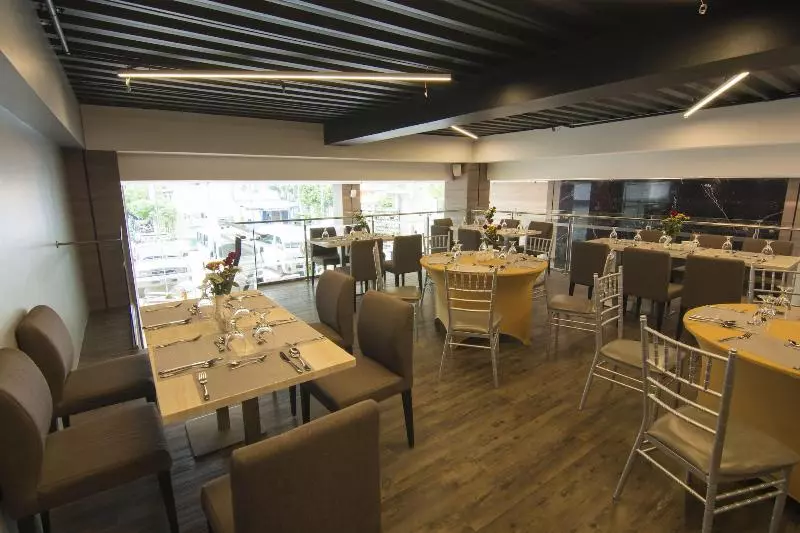 Hôtel Mango Suites Cauayan