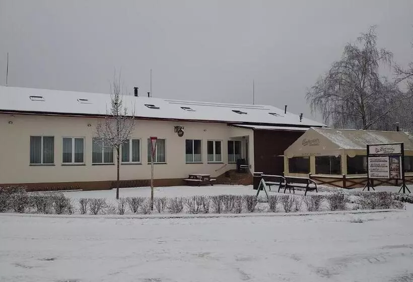 ホテル Na Rybníčku Bohutín