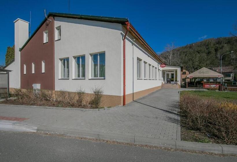 酒店 Na Rybníčku Bohutín