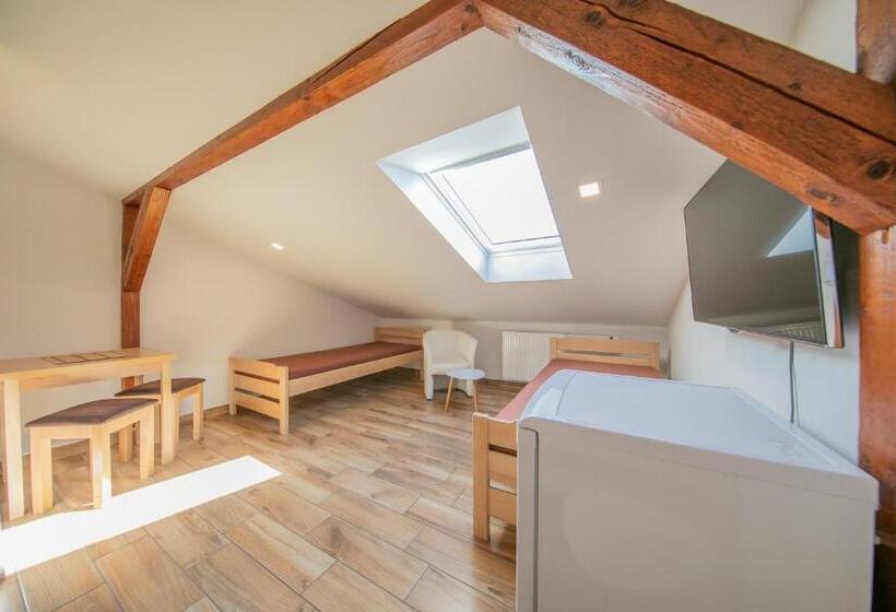 酒店 Na Rybníčku Bohutín