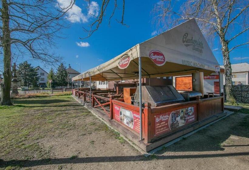 酒店 Na Rybníčku Bohutín