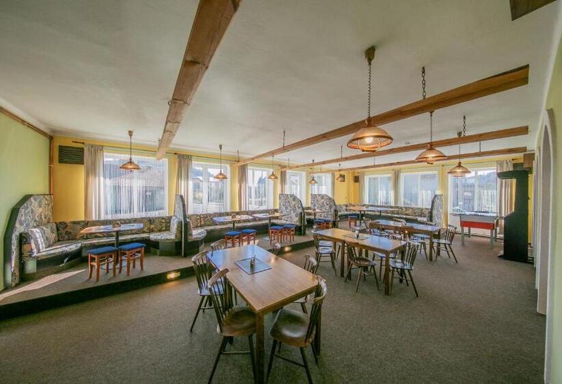 酒店 Na Rybníčku Bohutín