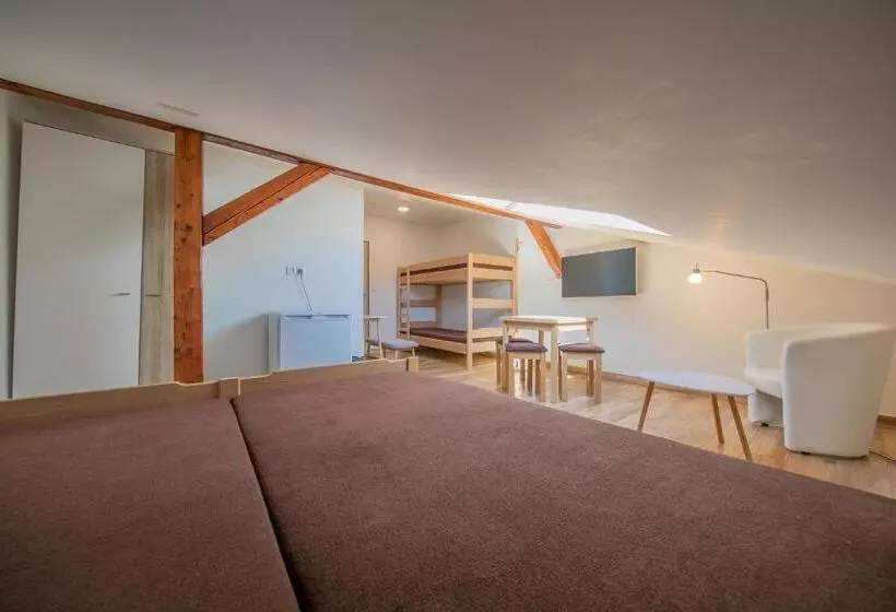 ホテル Na Rybníčku Bohutín