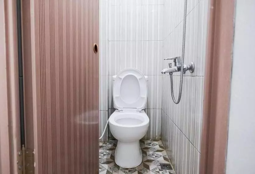 Hotelli Reddoorz Near Jalan Perintis Kemerdekaan Lampung