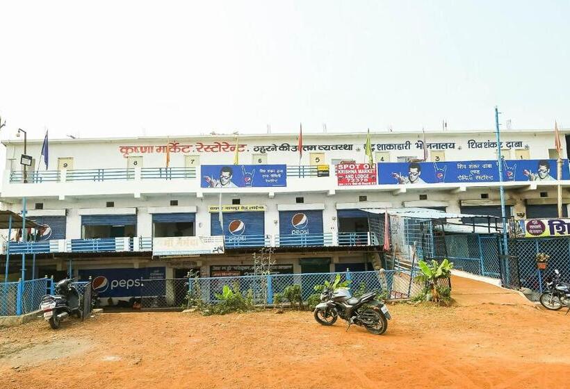 Hotel Spot On Krishna Market And Lodge