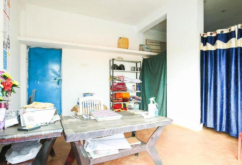 Hotel Spot On Krishna Market And Lodge