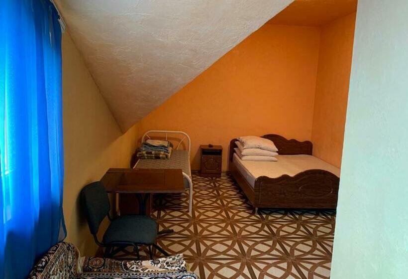 Pensione садыба над рикою