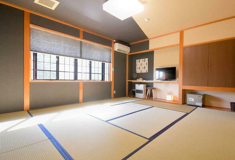 Majatalo Outdoor Style Amida