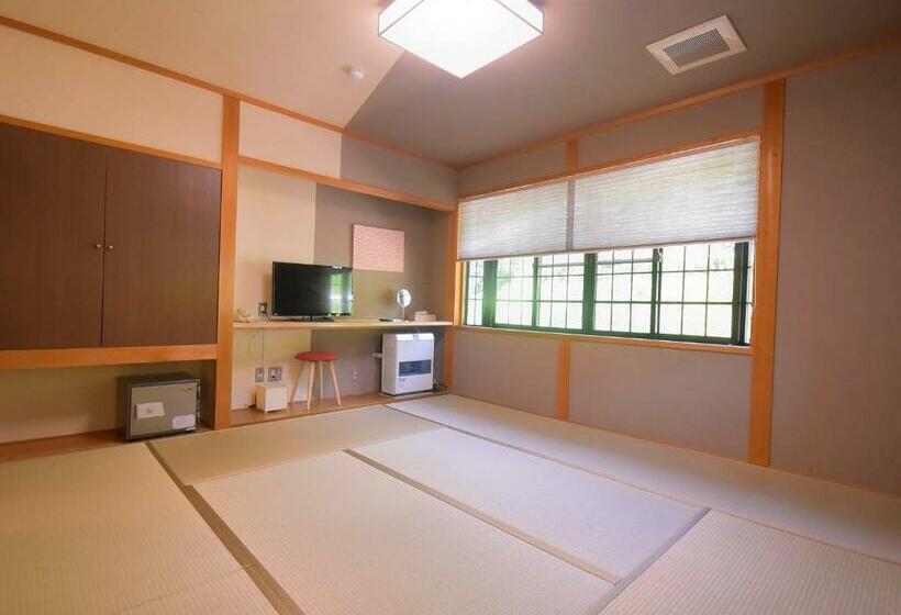 Majatalo Outdoor Style Amida