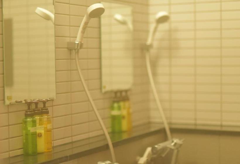 Majatalo Outdoor Style Amida