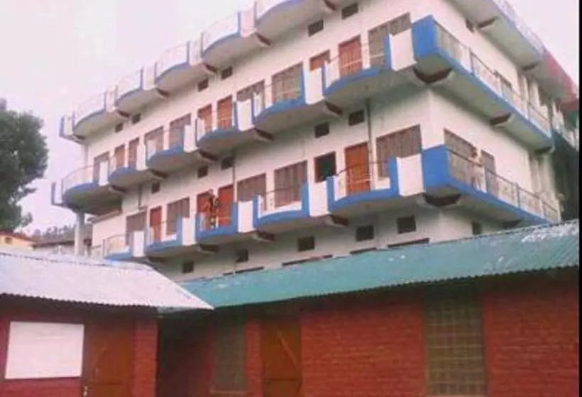 پانسیون Priyanshu Lodge