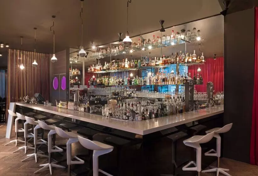 Adina Apartment Hotel Berlin Hackescher Markt