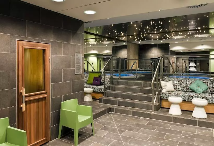 Adina Apartment Hotel Berlin Hackescher Markt