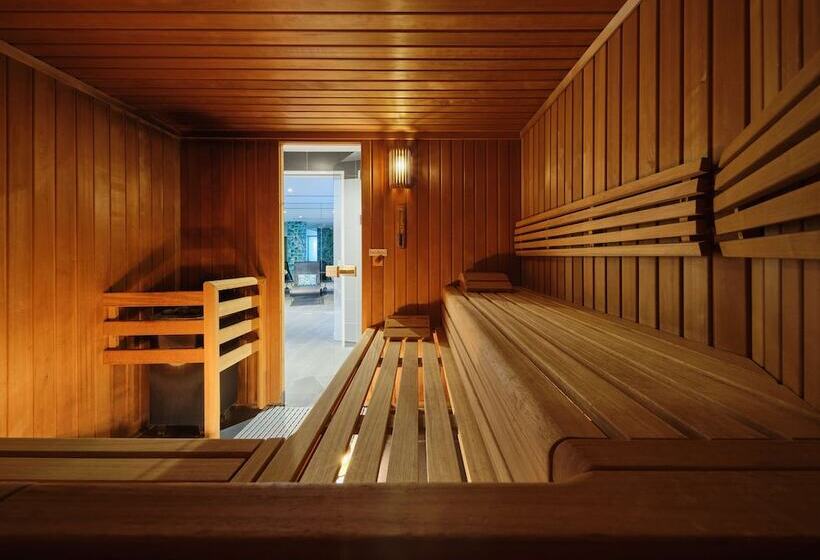 Adina Apartment Hotel Hamburg Michel