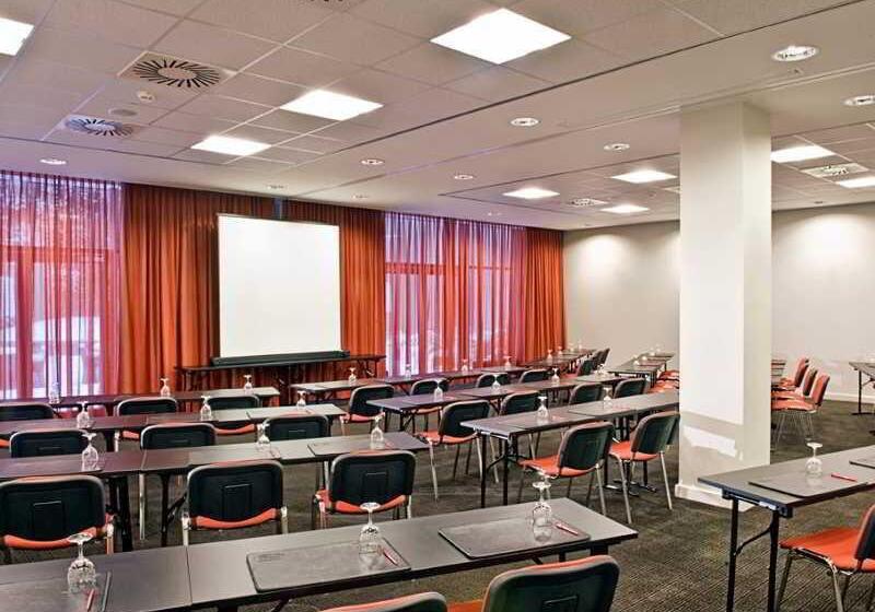 Adina Apartment Hotel Hamburg Michel