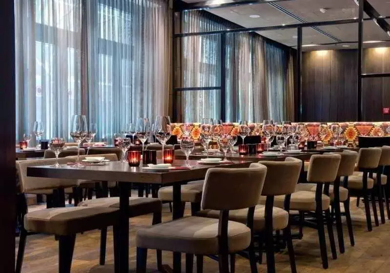 Adina Apartment Hotel Hamburg Michel