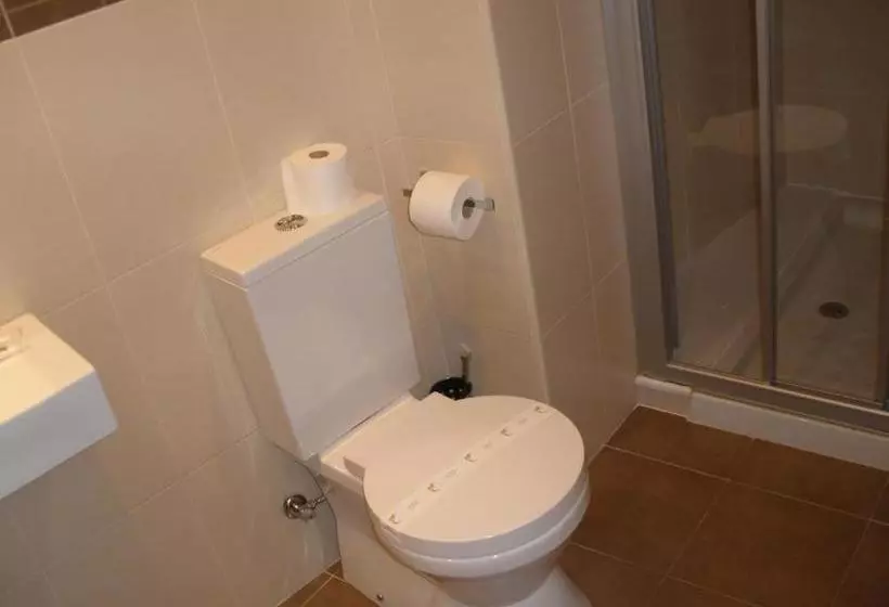 مسافرخانه Pensión Residencial Platas