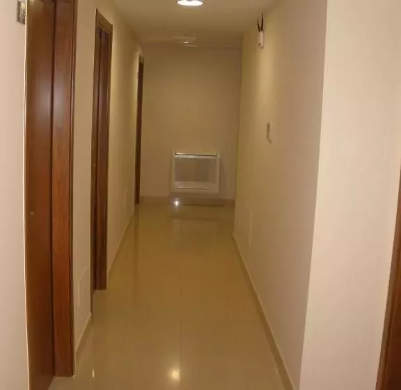 مسافرخانه Pensión Residencial Platas