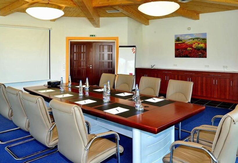 فندق Aurora Erlangen