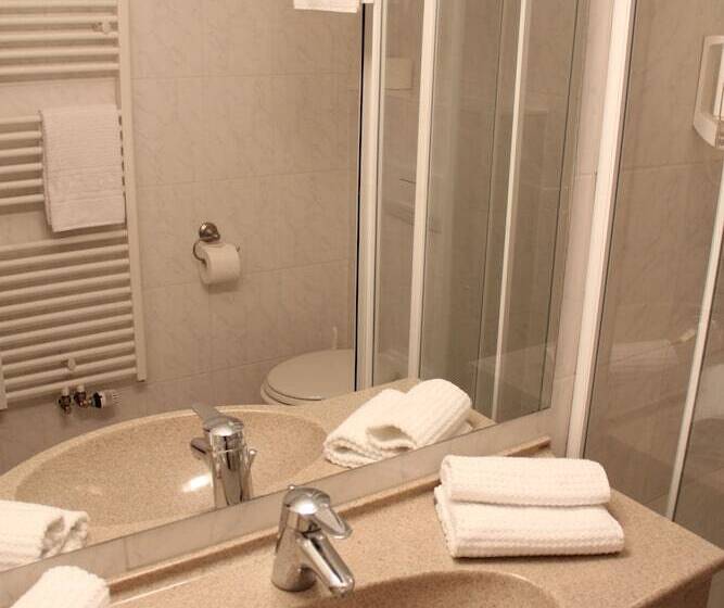 فندق Aurora Erlangen