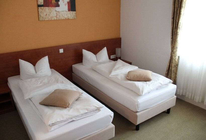 فندق Aurora Erlangen