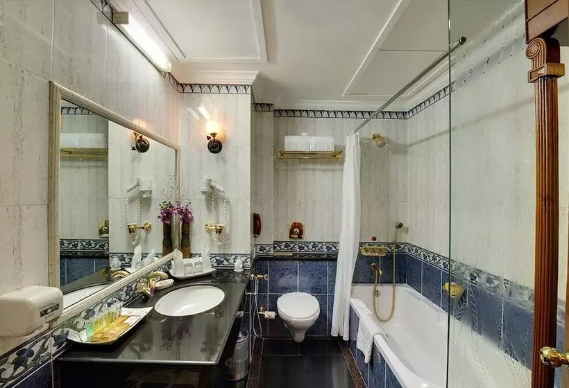 Отель Babylon International