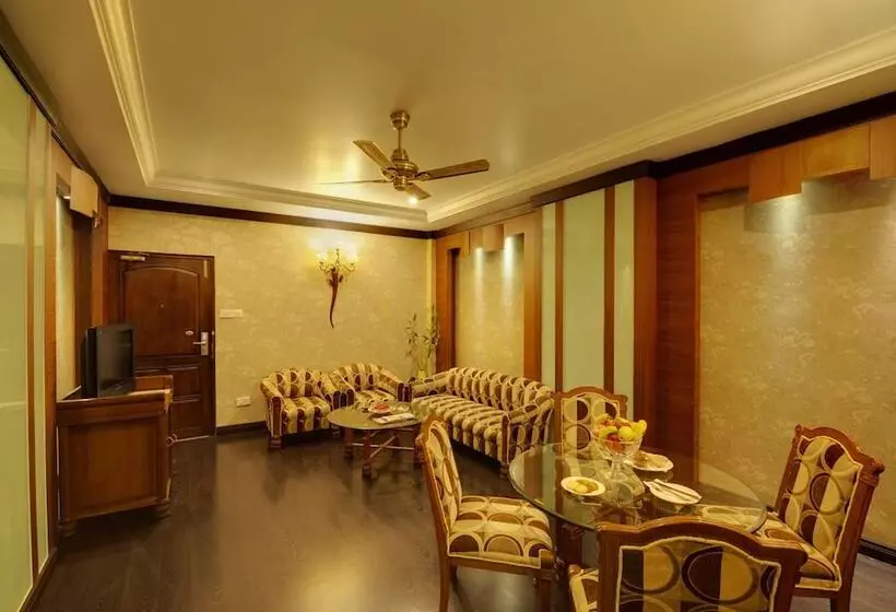 Отель Babylon International