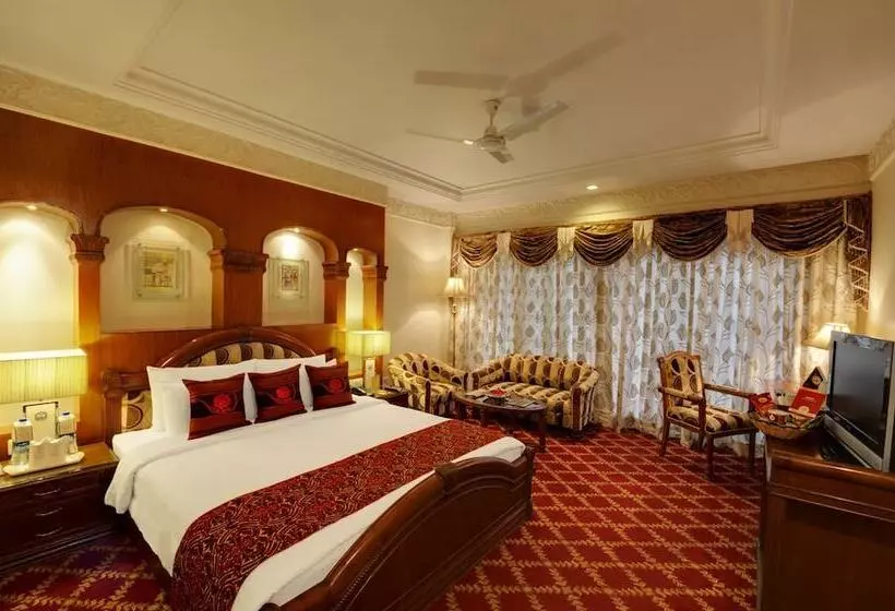 Отель Babylon International