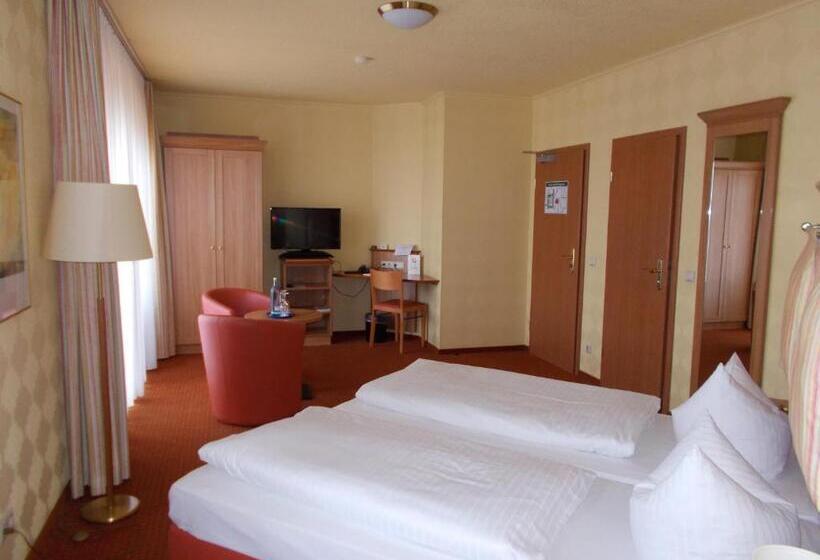 فندق Berg Gasthof Honigbrunnen