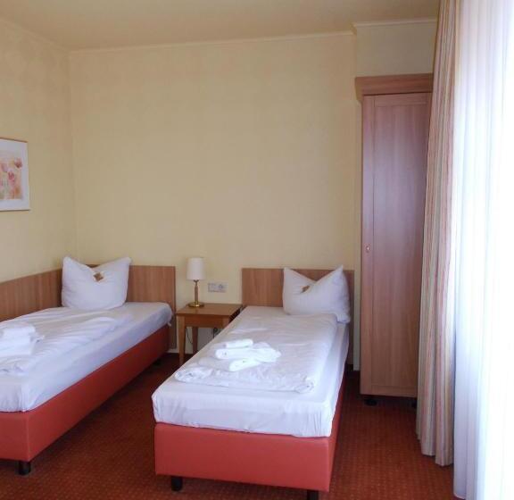 فندق Berg Gasthof Honigbrunnen