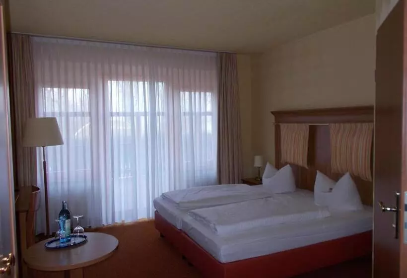 ホテル Berg Gasthof Honigbrunnen