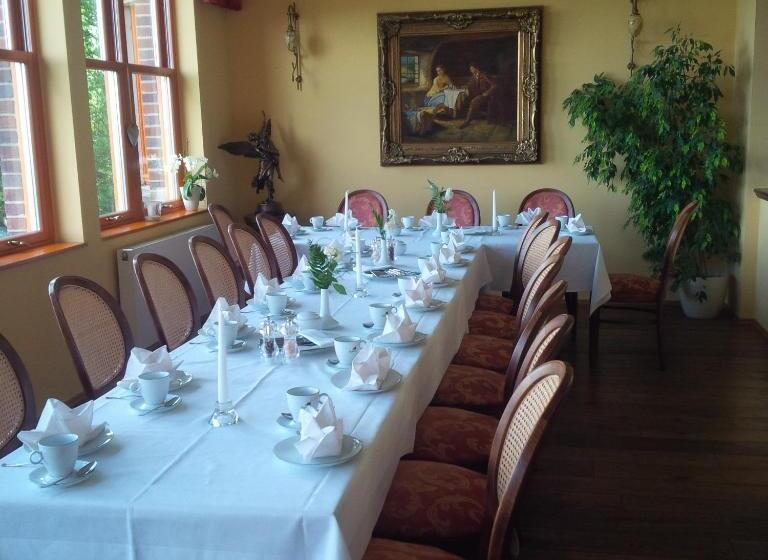 فندق Berg Gasthof Honigbrunnen