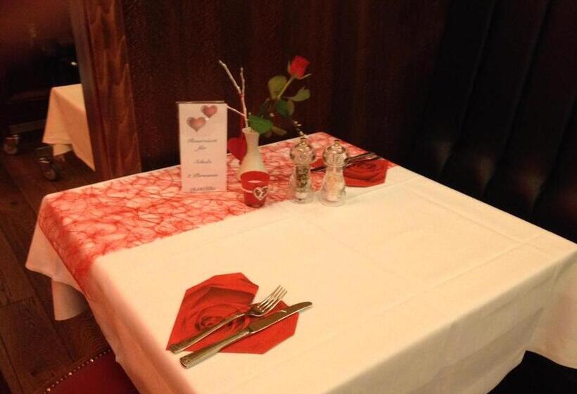 فندق Berg Gasthof Honigbrunnen