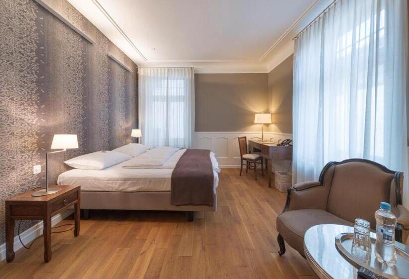 בית מלון כפרי Blue City Boutique