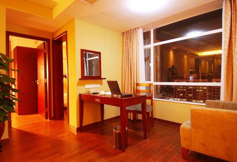 בית מלון כפרי Chicago Suites International