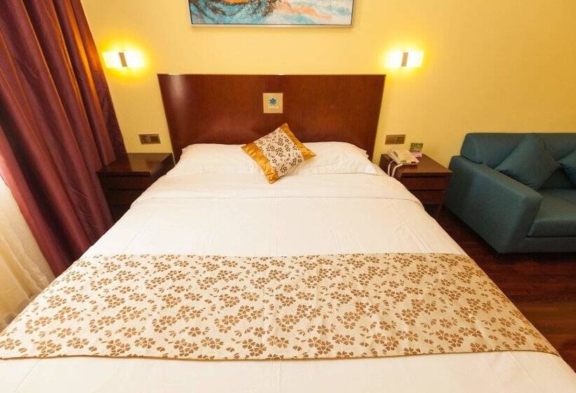 בית מלון כפרי Chicago Suites International