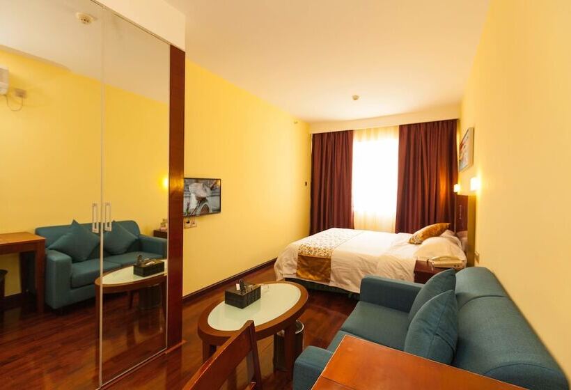 בית מלון כפרי Chicago Suites International