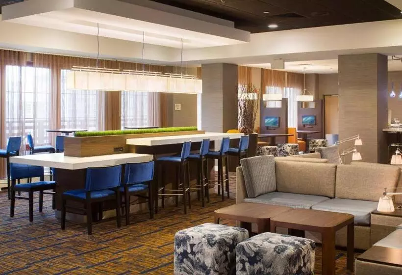 هتل Courtyard Providence Downtown