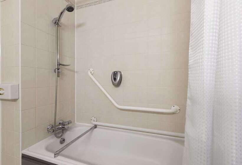 호텔 Days Inn Maidstone