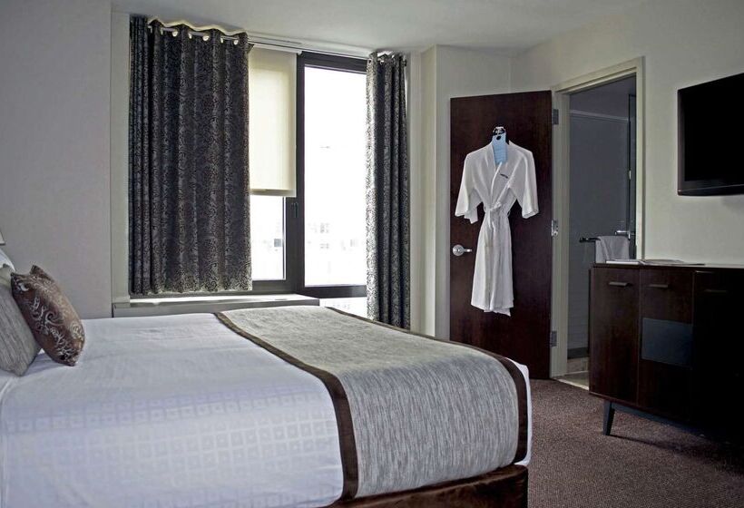 Distrikt Hotel New York City, Tapestry Collection By Hilton