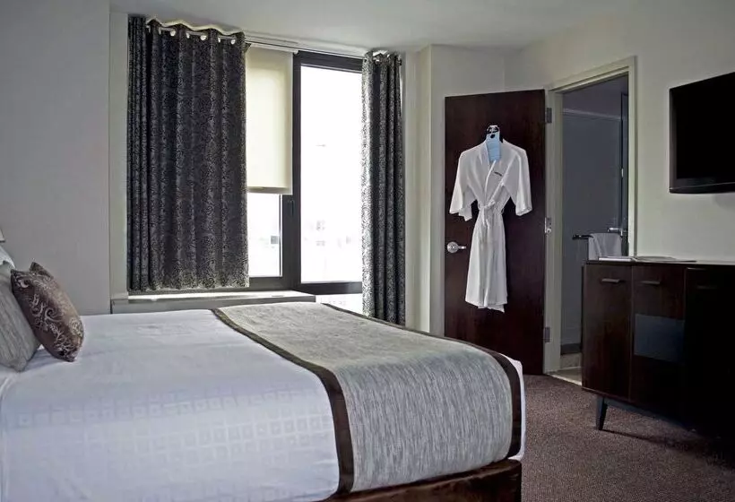 Distrikt Hotel New York City, Tapestry Collection By Hilton