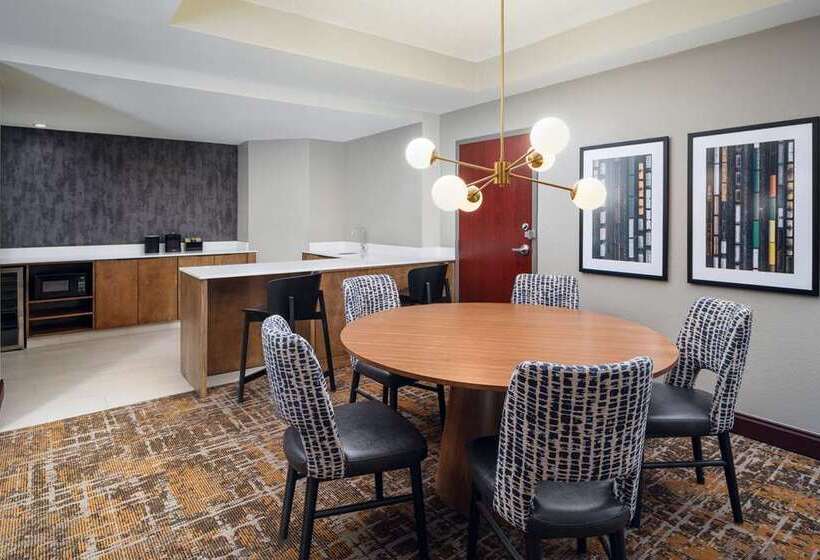 فندق Embassy Suites By Hilton Huntsville